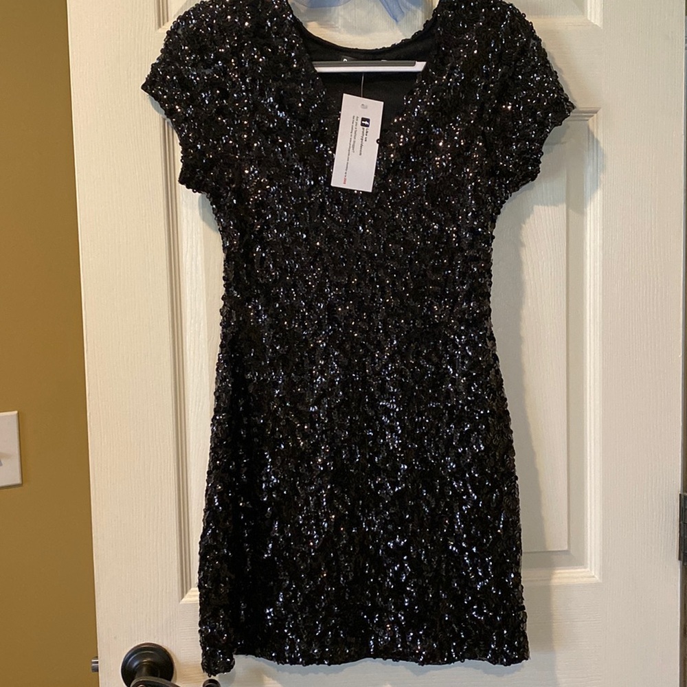 Black sequin party dress by Pretty Guide. Size Medium